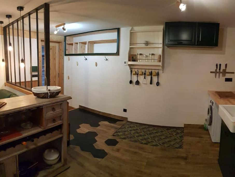 Studio En Lisiere De Foret Bramans Exterior foto